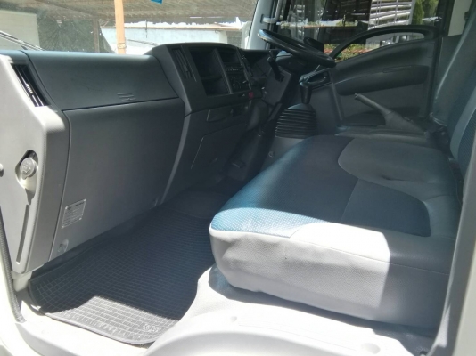 ขาย6 ล้อกลาง *EURO.3* ISUZU NQR 175 แรงม้า *คอมมอนเรว *ยาว 5.50 ม.*ราคา780000บาทนะคะ รถสวยเดิม+สวยจั