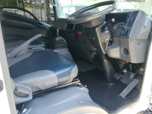 ขาย6 ล้อกลาง *EURO.3* ISUZU NQR 175 แรงม้า *คอมมอนเรว *ยาว 5.50 ม.*ราคา780000บาทนะคะ รถสวยเดิม+สวยจั