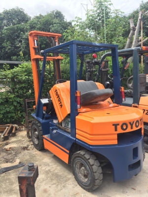 ขายด่วนรถยกขนาด 2.5 ตัน งากระดก 5FD25V40 HF