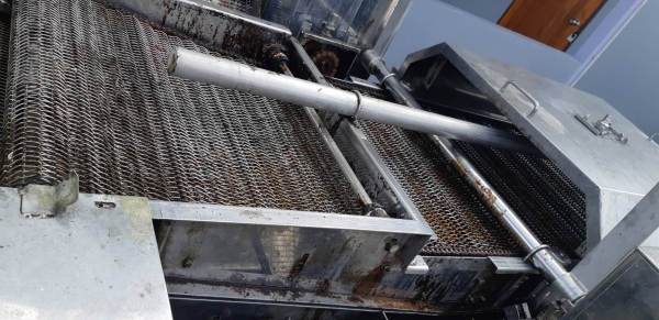 เครื่องทอดอัตโนมัติ สายพานกว้าง60เซ็นยาว6เมตร ของญี่ปุ่น ขาย150,000บาท