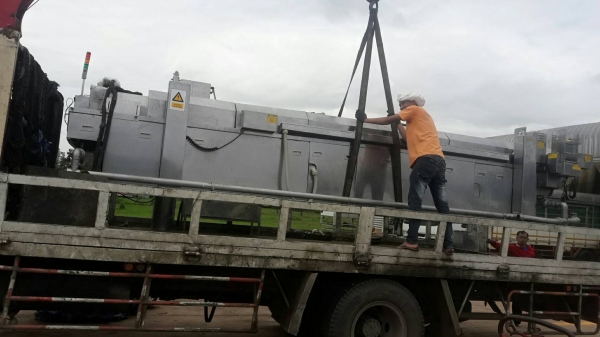 เครื่องทอดอัตโนมัติ สายพานกว้าง60เซ็นยาว6เมตร ของญี่ปุ่น ขาย150,000บาท