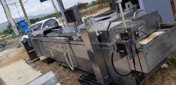 เครื่องทอดอัตโนมัติ สายพานกว้าง60เซ็นยาว6เมตร ของญี่ปุ่น ขาย150,000บาท