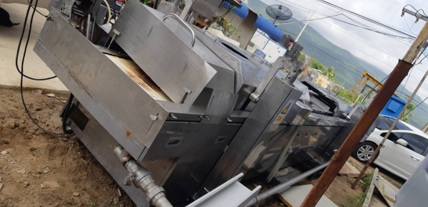 เครื่องทอดอัตโนมัติ สายพานกว้าง60เซ็นยาว6เมตร ของญี่ปุ่น ขาย150,000บาท