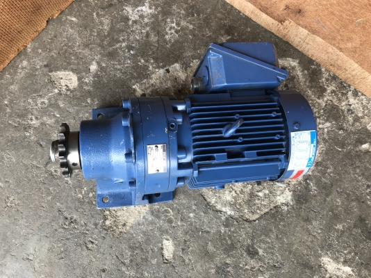 ขายมอเตอร์เกียร์ Cycro drive Sumitomo 1HP. 380V อัตราทด 1:35 เพลาออกประมาณ 40 รอบต่อนาที สภาพสวยมาก หมุนนิ่ม พร้อมใช้งาน ขายมอเตอร์เกียร์ Cycro drive Sumitomo 1HP. 380V อัตราทด 1:35 เพลาออกประมาณ 40 รอบต่อนาที สภาพสวยมาก หมุนนิ่ม พร้อมใช้งาน