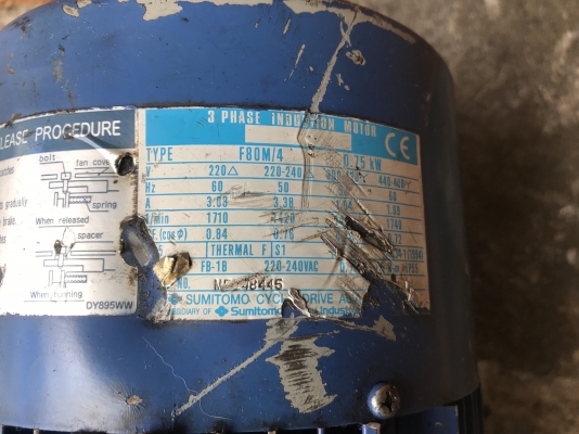 ขายมอเตอร์เกียร์ Cycro drive Sumitomo 1HP. 380V อัตราทด 1:71 เพลาออกประมาณ 20 รอบต่อนาที มีระบบเบรคในตัว สภาพสวย หมุนนิ่ม พร้อมใช้งาน