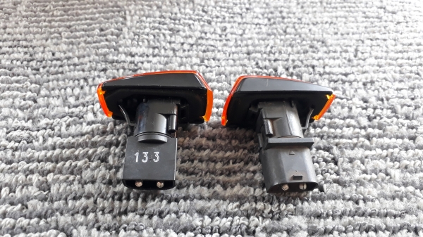 ไฟเลี้ยวแก้ม VOLVO V850 แท้