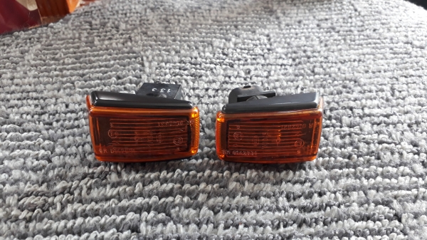 ไฟเลี้ยวแก้ม VOLVO V850 แท้