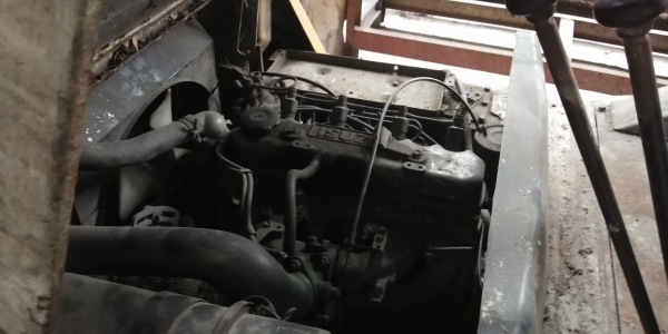 โฟร์คลิฟ ทีซีเอ็ม 2ตัน เสา3เมตร เครื่องดีเซล