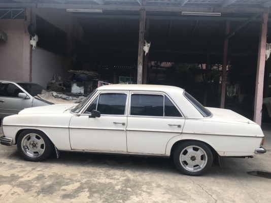 ขาย Benz W 114 เครื่อง 6 สูบ Twin cam เกียร์ออโต้ เครื่องดี เกียร์ดี ช่วงล่างดีครับ ขาย Benz W 114 เครื่อง 6 สูบ Twin cam เกียร์ออโต้ เครื่องดี เกียร์ดี ช่วงล่างดีครับ