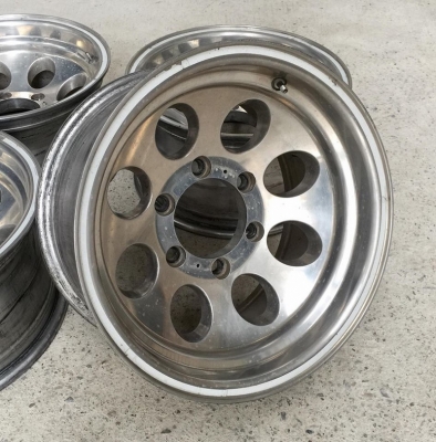 ล้อลายหยดน้ำMickeythompson Classic เงาๆ ขอบ15x8 off-27 ออฟลึกๆ สภาพสวย
