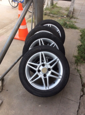 ขายแม็กพร้อมยาง 3200บาท