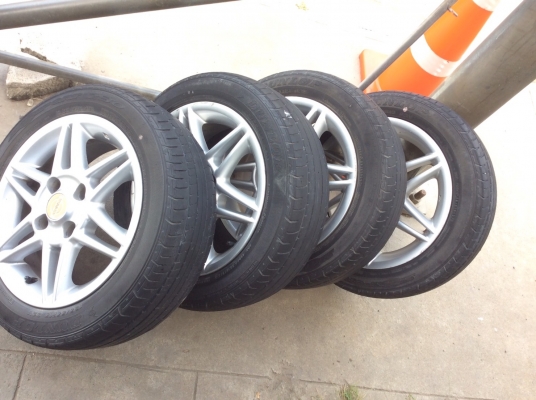 ขายแม็กพร้อมยาง 3200บาท ขายแม็กพร้อมยาง 3200บาท