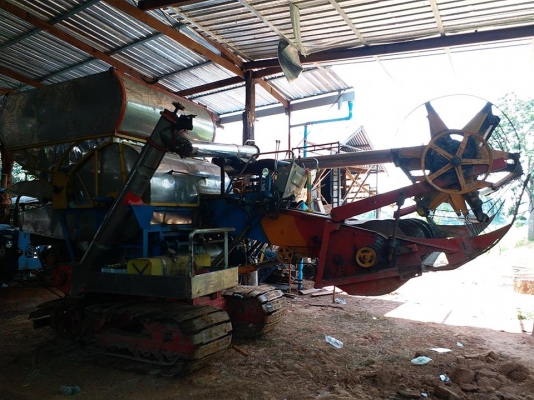 ขายรถเกี่ยวข้าว ไทยเส็ง เครื่องอีซูซุ210 ปั๊ม23 มอเตอร์90 โซ่ดี ช่วงล่าง10 ขายรถเกี่ยวข้าว ไทยเส็ง เครื่องอีซูซุ210 ปั๊ม23 มอเตอร์90 โซ่ดี ช่วงล่าง10