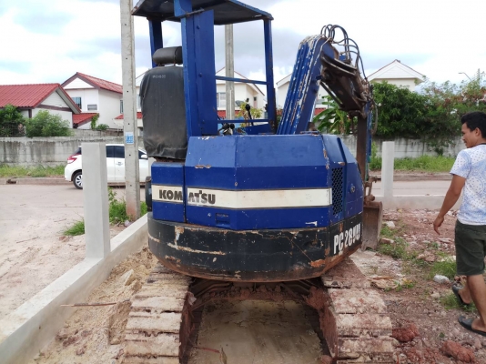KOMATSU PC 28UU