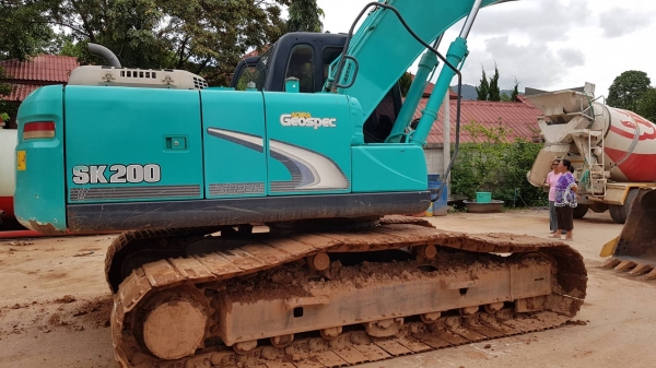 Kobelco200 mack8 YN12 supper ใช้งาน11242ช.มเอสารเล่มทะเบียน Kobelco200 mack8 YN12 supper ใช้งาน11242ช.มเอสารเล่มทะเบียน