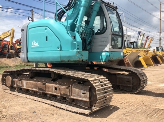 ขายรถขุด KOBELCO SK200SR มีลายหัวกระแทก รถนอกนำเข้าเองจากญี่ปุ่น สภาพสวยพร้อมใช้ มีVDOการทำงานครับ