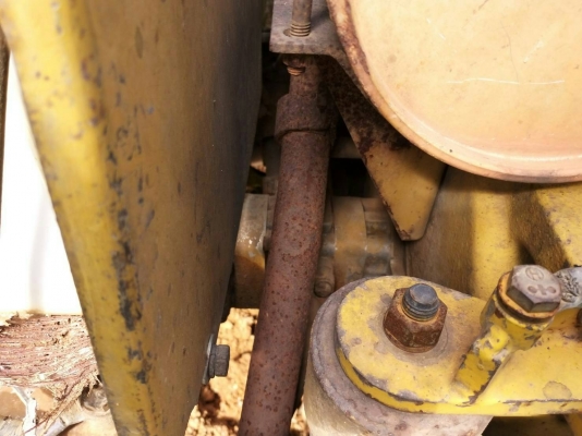 ขายรถแบคโฮ KOMATSU PC40-6 ตัวเดินรุ่น 1 เอกสารอินวอย ราคา 280000