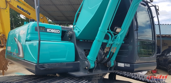 ขายรถแบคโฮ KOBELCO SK200-8 Yn12 SuperXM ใช้งาน 6 พันชั่วโมง สภาพนางงามจักรวาล จำนวน 3 คัน