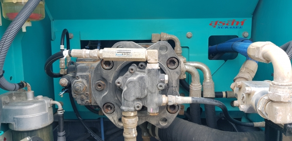 ขายรถแบคโฮ KOBELCO SK200-8 Yn12 SuperXM ใช้งาน 6 พันชั่วโมง สภาพนางงามจักรวาล จำนวน 3 คัน