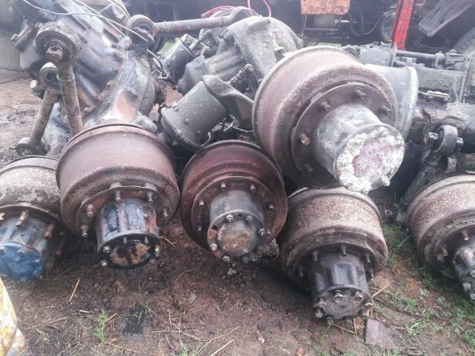 ช่วงล่าง HINO ZM และ NISSAN CWM430M