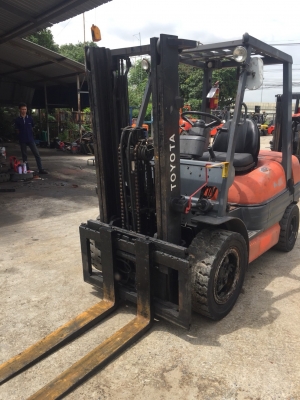 ขายด่วนรถยก 3.0 ตัน เสายกสูง 3.0 ม.ไซร์ชิฟ