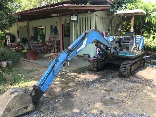 รถขุดเล็ก KOBELCO SK024