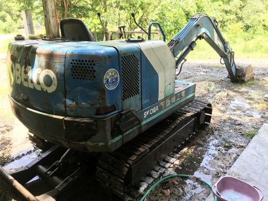 รถขุดเล็ก KOBELCO SK024