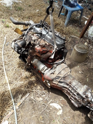 เครื่องพร้อมเกียร์c190