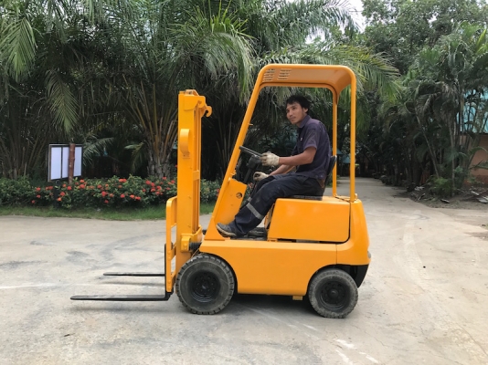 ขายFORKLIFT TOTOTA รุ่นFGL7(700kg)(เบนซิล) สวยเดิมจากญี่ปุ่น ยังไม่เคยใช้ในไทย 58,000เท่านั้น!!