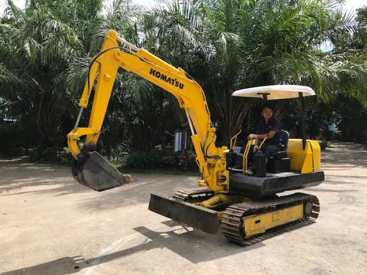 ขายKOMATSU PC30-5 (pc30)คอนโทลดี ปั้มแรง แน่นๆ สวยเดิมจากญี่ปุ่น100\% ทำงานสมบูรณ์ทุกระบบ รับรองไม่ผิดหวัง 199,000 เท่านั้น!!