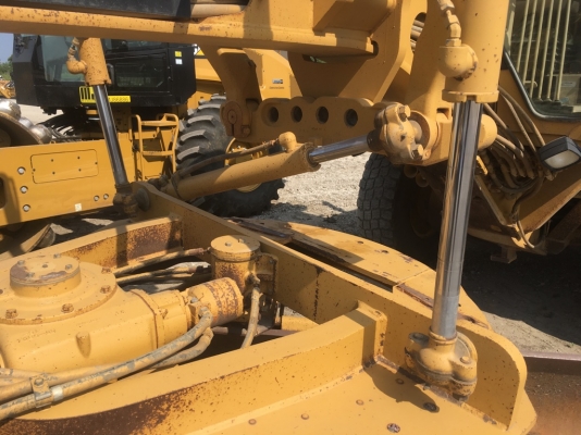 Caterpillar 140H #2ZK07234 พร้อมสแคริฟาย จากอเมริกา โทร. 080-6565422 (หนิง)