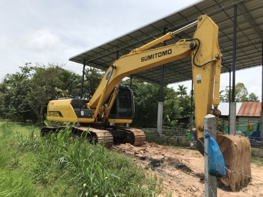 ขายรถแบคโฮ sumitomo sh-210 เอกสารเล่ม ไมล์ 6400 ราคา 1850000