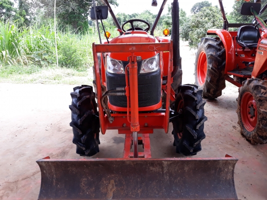 ขายรถไถ L3608ปี56รถไร่ มีใบมีดผาลบุกเบิกพรีอมใช่งานครับ ขายรถไถ L3608ปี56รถไร่ มีใบมีดผาลบุกเบิกพรีอมใช่งานครับ