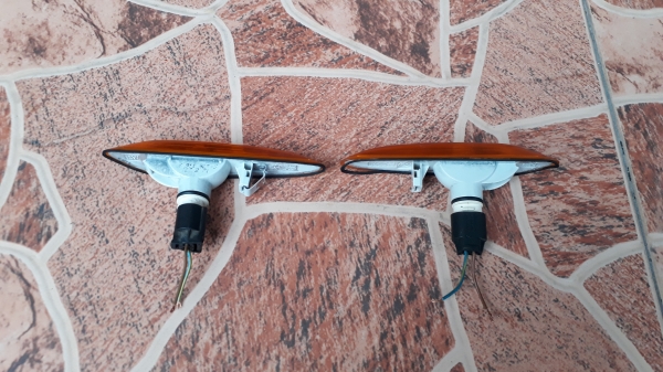 ไฟเลี้ยวแก้มสีส้ม BMW E46 ปี99-05 แท้