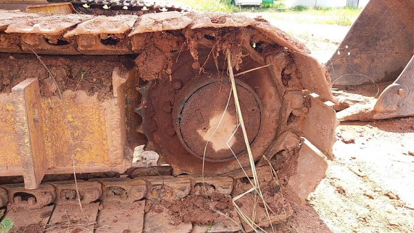 ขาย 175,000 KOMATSU pc 60-5 มีไลหัวเจาะเครื่องดี ปั๊มดี เอวมีขยับนิดหน่อย ช่วงล่างพอใช้ รถอยู่ ขอนแก่น 090-772-3710 090-772-3708 ขาย 175,000 KOMATSU pc 60-5 มีไลหัวเจาะเครื่องดี ปั๊มดี เอวมีขยับนิดหน่อย ช่วงล่างพอใช้ รถอยู่ ขอนแก่น 090-772-3710 090-772-3708