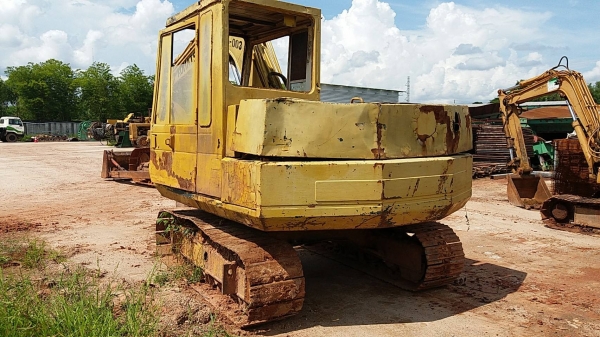 ขาย 175,000 KOMATSU pc 60-5 มีไลหัวเจาะเครื่องดี ปั๊มดี เอวมีขยับนิดหน่อย ช่วงล่างพอใช้ รถอยู่ ขอนแก่น 090-772-3710 090-772-3708 ขาย 175,000 KOMATSU pc 60-5 มีไลหัวเจาะเครื่องดี ปั๊มดี เอวมีขยับนิดหน่อย ช่วงล่างพอใช้ รถอยู่ ขอนแก่น 090-772-3710 090-772-3708