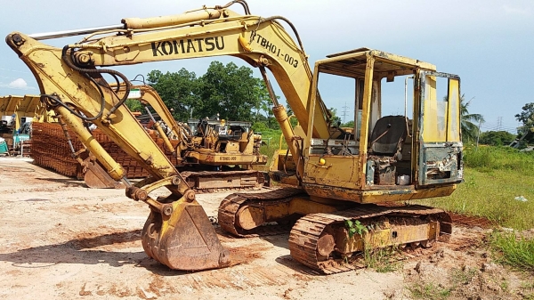 ขาย 175,000 KOMATSU pc 60-5 มีไลหัวเจาะเครื่องดี ปั๊มดี เอวมีขยับนิดหน่อย ช่วงล่างพอใช้ รถอยู่ ขอนแก่น 064-191-1112 ขาย 175,000 KOMATSU pc 60-5 มีไลหัวเจาะเครื่องดี ปั๊มดี เอวมีขยับนิดหน่อย ช่วงล่างพอใช้ รถอยู่ ขอนแก่น 064-191-1112