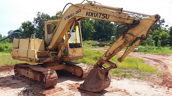 ขาย 175,000 KOMATSU pc 60-5 มีไลหัวเจาะเครื่องดี ปั๊มดี เอวมีขยับนิดหน่อย ช่วงล่างพอใช้ รถอยู่ ขอนแก่น 064-191-1112 ขาย 175,000 KOMATSU pc 60-5 มีไลหัวเจาะเครื่องดี ปั๊มดี เอวมีขยับนิดหน่อย ช่วงล่างพอใช้ รถอยู่ ขอนแก่น 064-191-1112