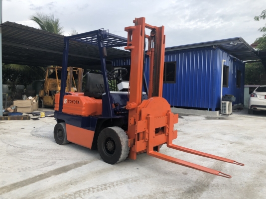 รถโฟล์คลิฟท์ 1.5 ตัน