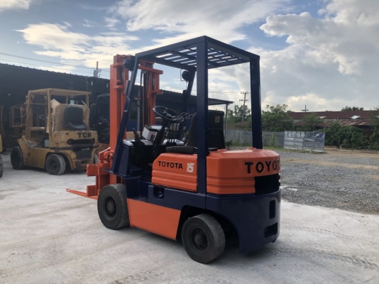 รถโฟล์คลิฟท์ 1.5 ตัน