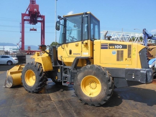 ขาย รถตักเอวอ่อน KOMATSU WA100-5 สภาพดีมาก นำเข้าจากญี่ปุ่น โทร.090-986-2521 อ๊อบ