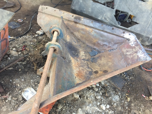 ขายบุ้งกี๋ พร้อมใช้งาน โทร0616613023 แพรว