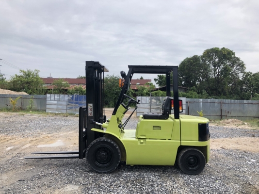 รถโฟล์คลิฟท์ 2.5 ตัน