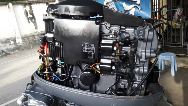 เครื่องเรือ YAMAHA 50 FOUR