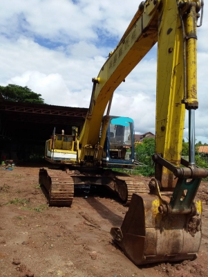 ขายด่วน KOBELCO SK200 MART III 200 สภาพสวยพร้อมใช้งาน เครื่องปั้มดีเยี่ยม โซ่ใหม่ สองข้าง รถพร้อมลงงาน สนใจสอบถาม 093 0764943  คุณ ตั้ม