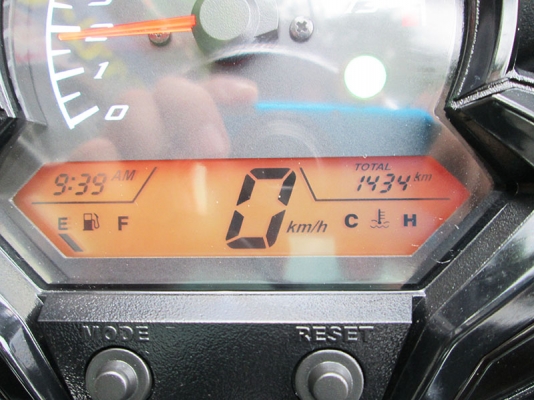 (โอนฟรี) ขาย HONDA CBR 150 Fi ตัวใหม่ล่าสุด ไมล์แท้ 1434 กม ปี 2017 สภาพป้ายแดง