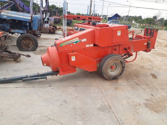 เครื่องอัดฟางมือ2