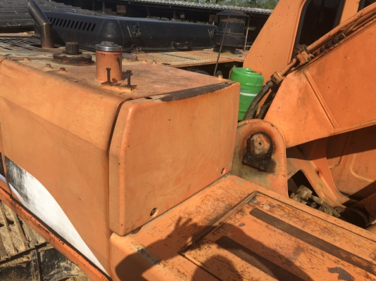 ของรถขุดDAEWOO,DOOSAN เล่มพร้อม ทำงานมา1.8หมื่นชั่วโมง รถเดิมๆสวย ตักดินยืนบ่ออย่างเดียว