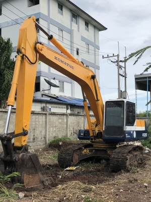 ขายโคมัสสุ PC 200-5 เต็มทุกระบบแอร์ไฟฟ้าครบช่วงล่างเต็ม เครื่องดีปั้มแรงพร้อมใช้งานเอกสารอินวอยราคา 570,000