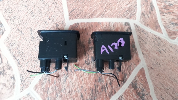 สวิทช์ กดขึ้น-ลงกระจก Benz รุ่น A170 แท้